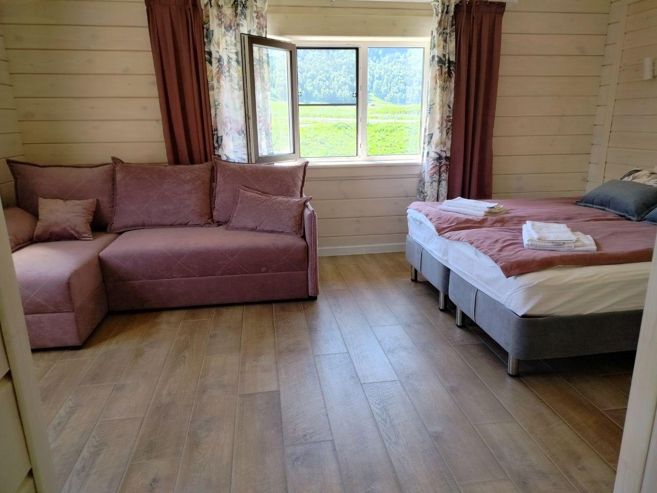 Номер первый двух-четырехместный