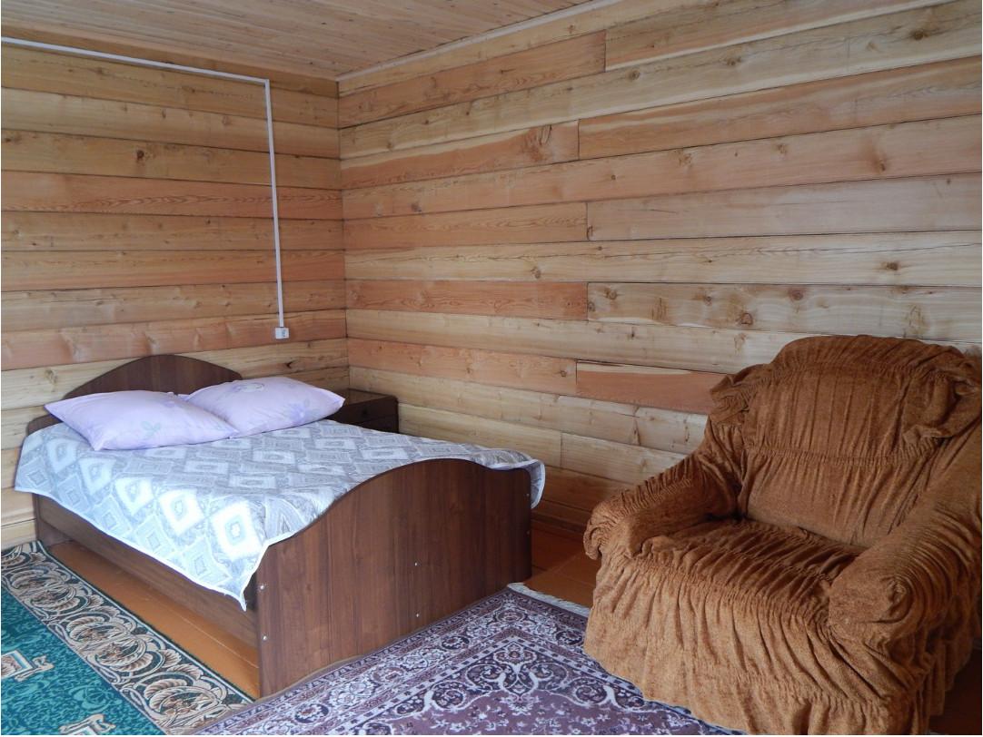 Дом 2-хместный с удобствами