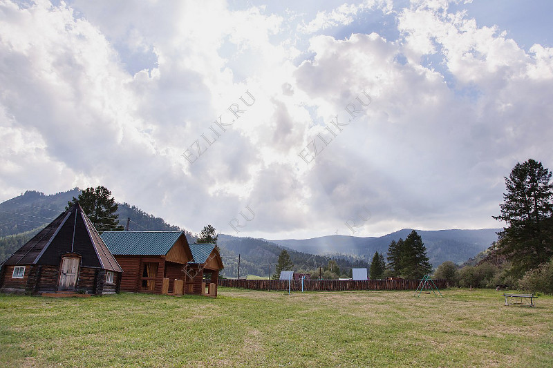 2-хместные домики, аил, спортплощадка