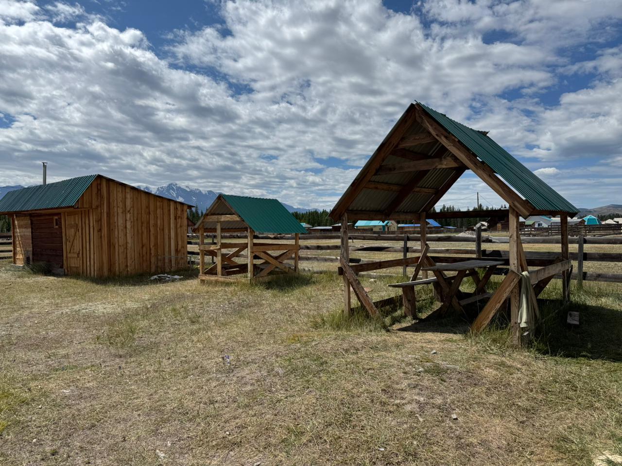 Баня и беседка