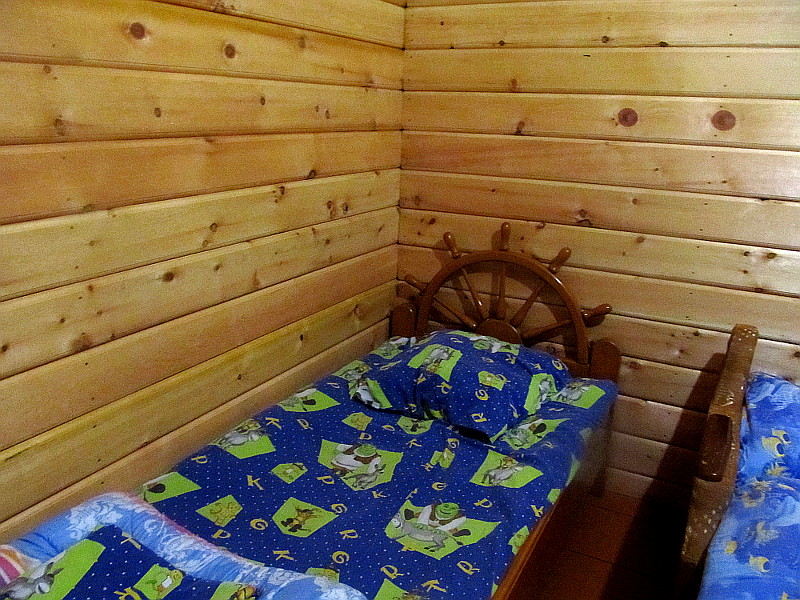 Трехместный номер на первом этаже