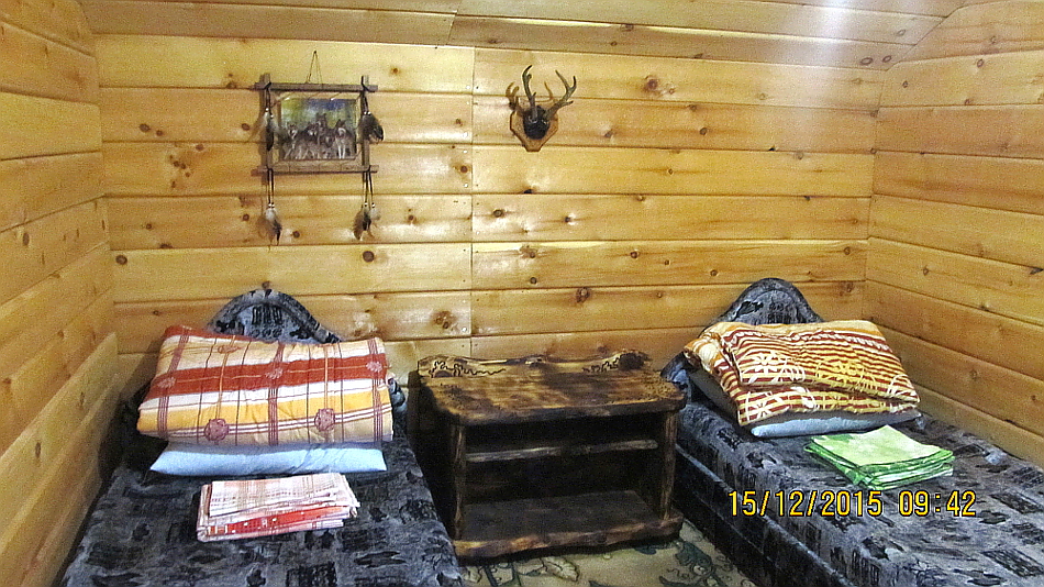 Комната в Духэтажном кедровом доме