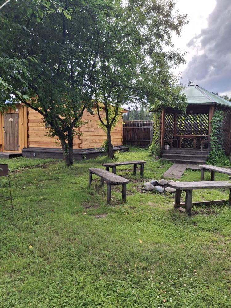 Беседка и место отдыха у костра