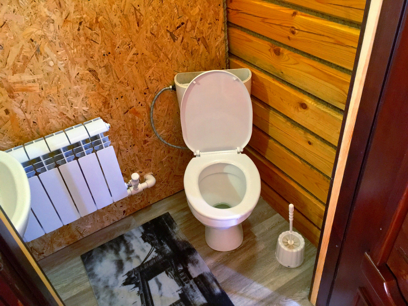 Коттедж №2 четырехместный номер с удобствами