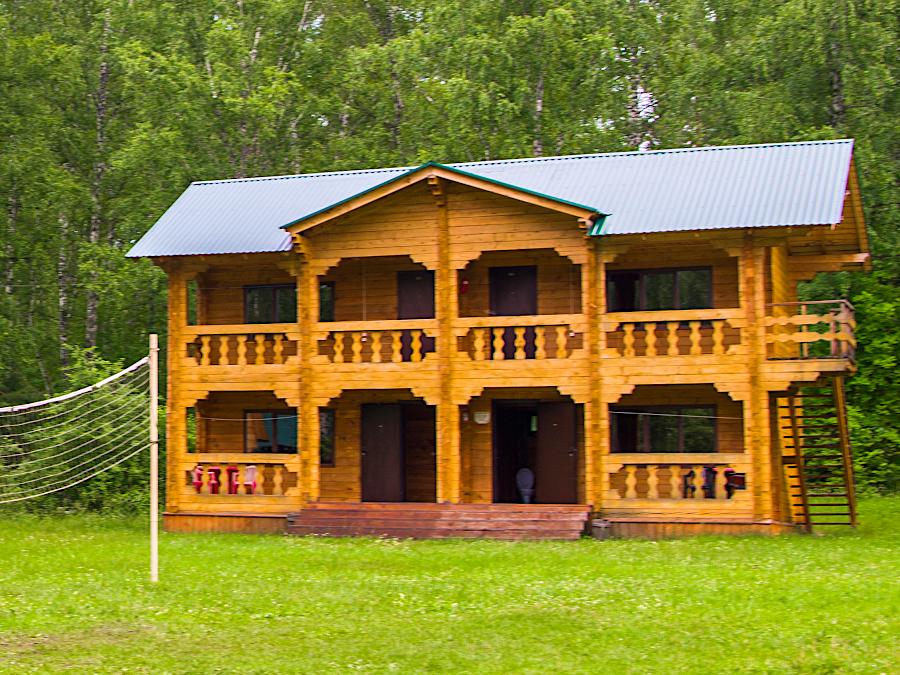 Кедровый дом с номерами Люкс