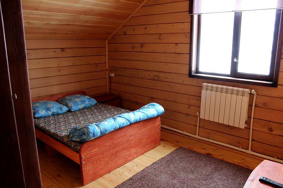 Зимний дом II, комната