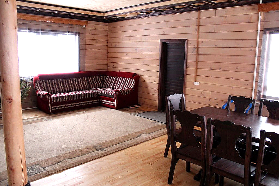 Холл первого этажа