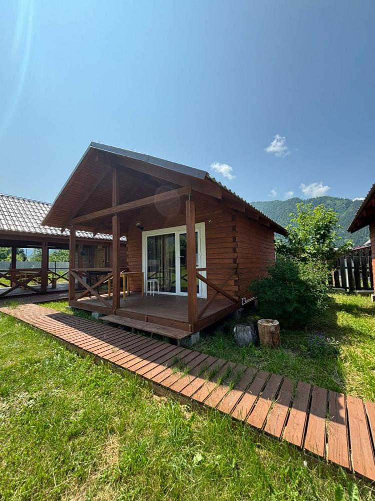 Гостевой дом в Чемале "На Радужной"