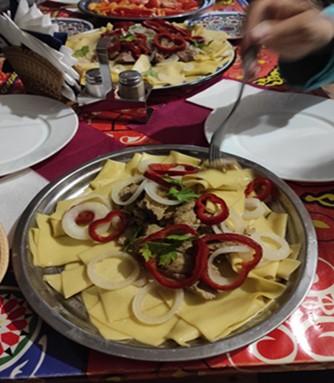 Национальный ужин в туре