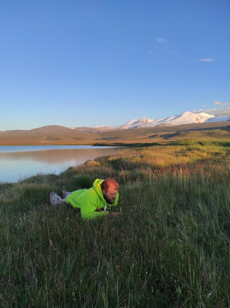 Гусиное озеро на Алтае