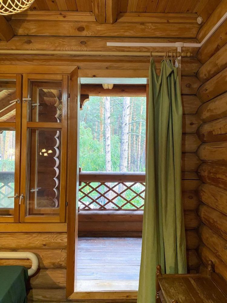 Номер 5 четырехместный второй этаж (+2 доп. места)