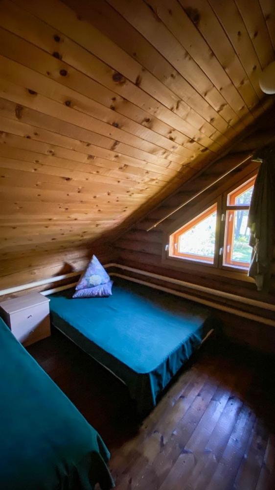 Номер 2 трехместный второй этаж