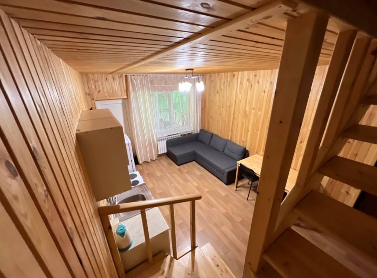 Двухуровневый номер таун-хаус на 7-8 человек