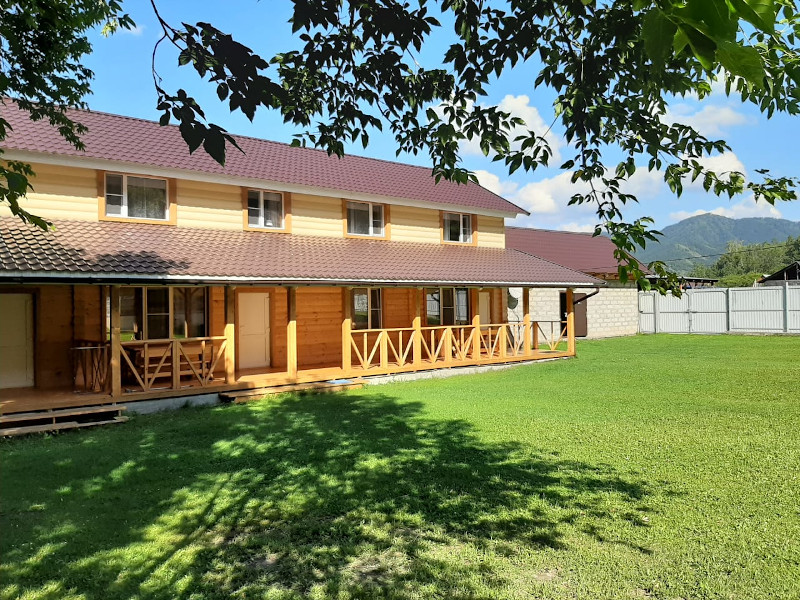 Коттедж с двухуровневыми номерами