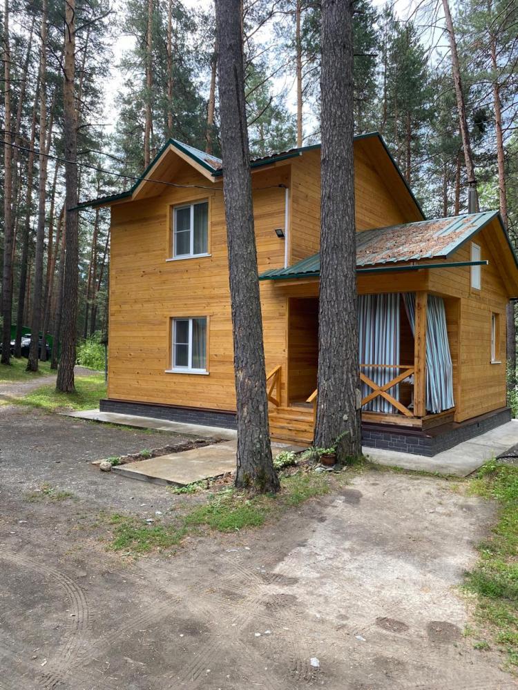 Коттедж двухэтажный на 4-6 чел. в Чемале