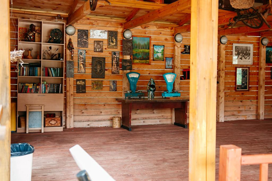 Терраса на берегу