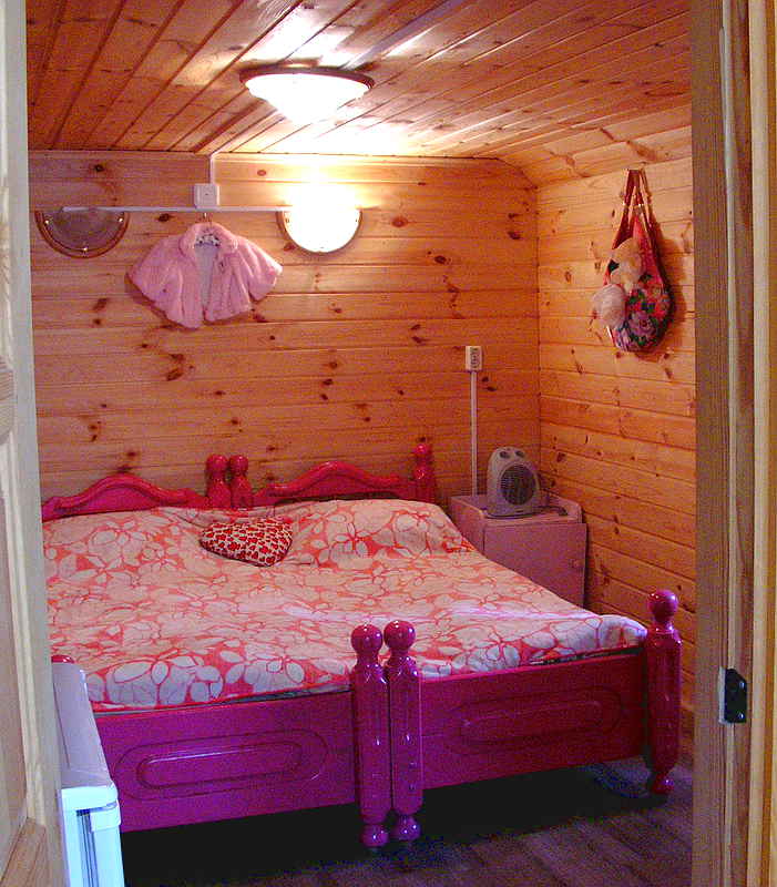 «Номер Барби» в гламурном домике