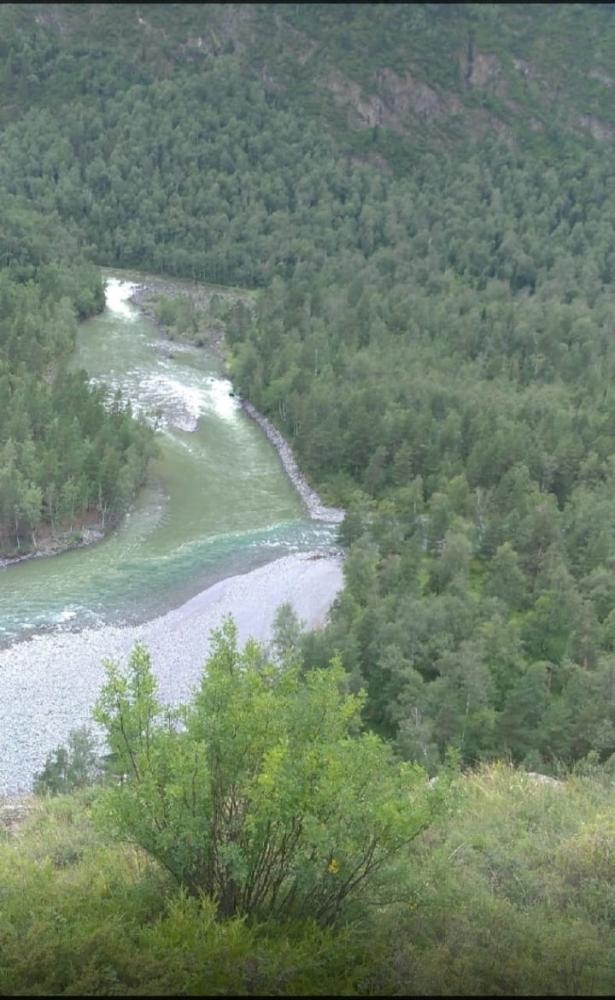 Слияние рек Башкаус и Чебдар на Алтае