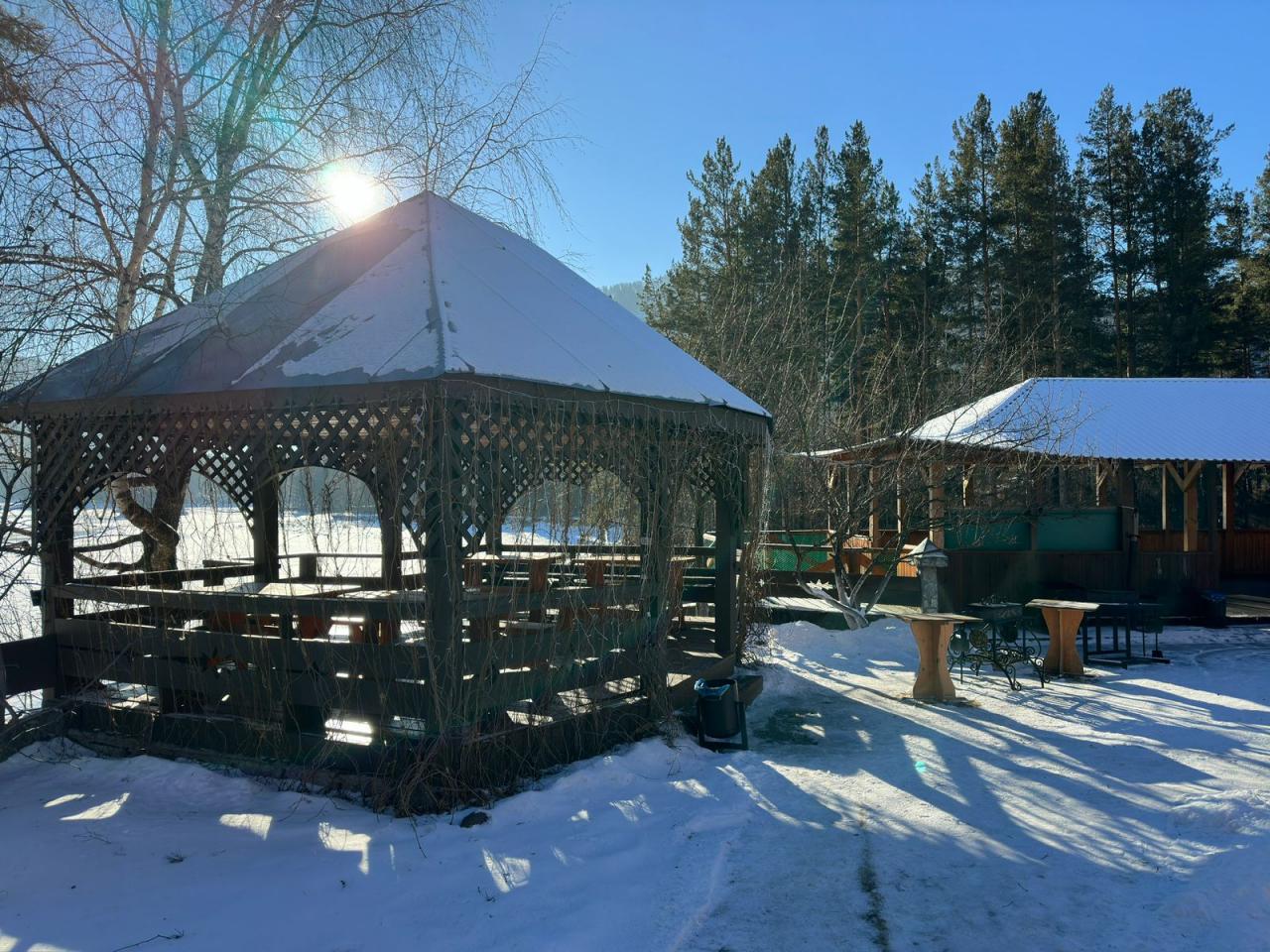 Турбаза "Солнечный берег" беседки