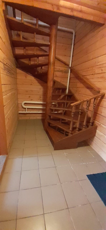 Лестница в коттедже