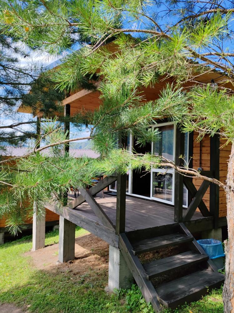 Шале №2 в Горном Алтае на усадьбе "АртСвет" Чемальский район