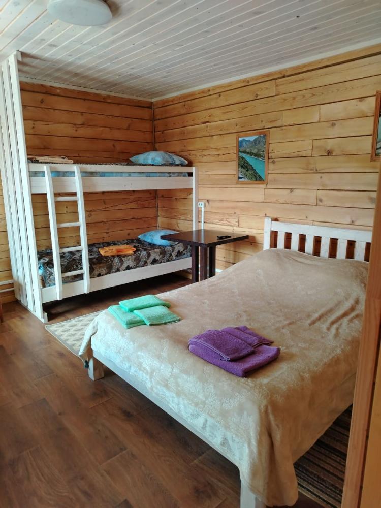 Номер 4-местный благоустроенный 2 этаж