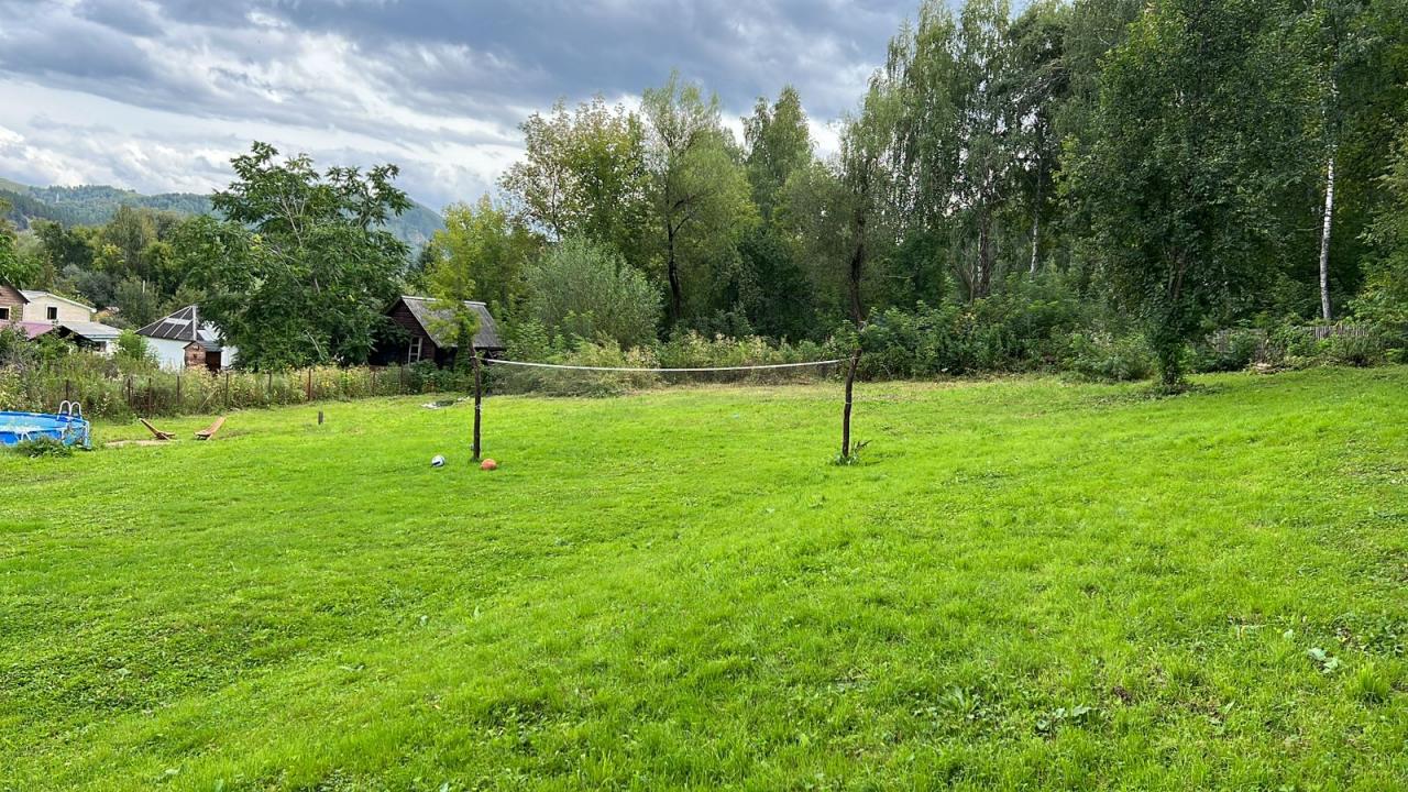 Зеленая территория для отдыха 