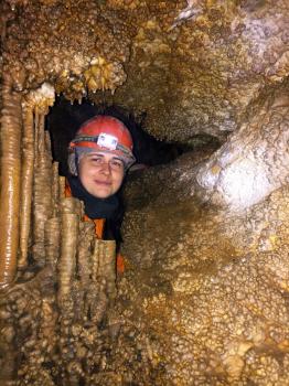 Музейная пещера на Алтае сталактитовая