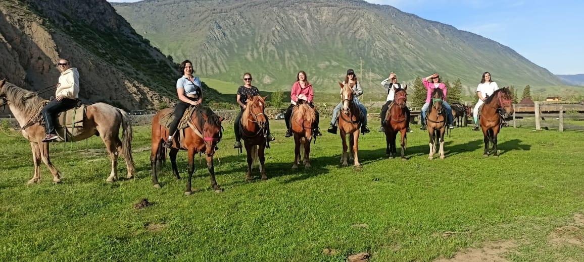 Конные экскурсии по Алтаю из Чибита и Акташа