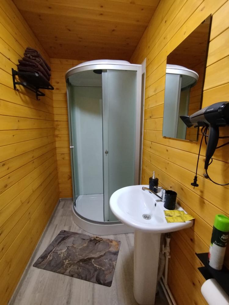 Номер 4-хместный с доп. местами благоустроенный