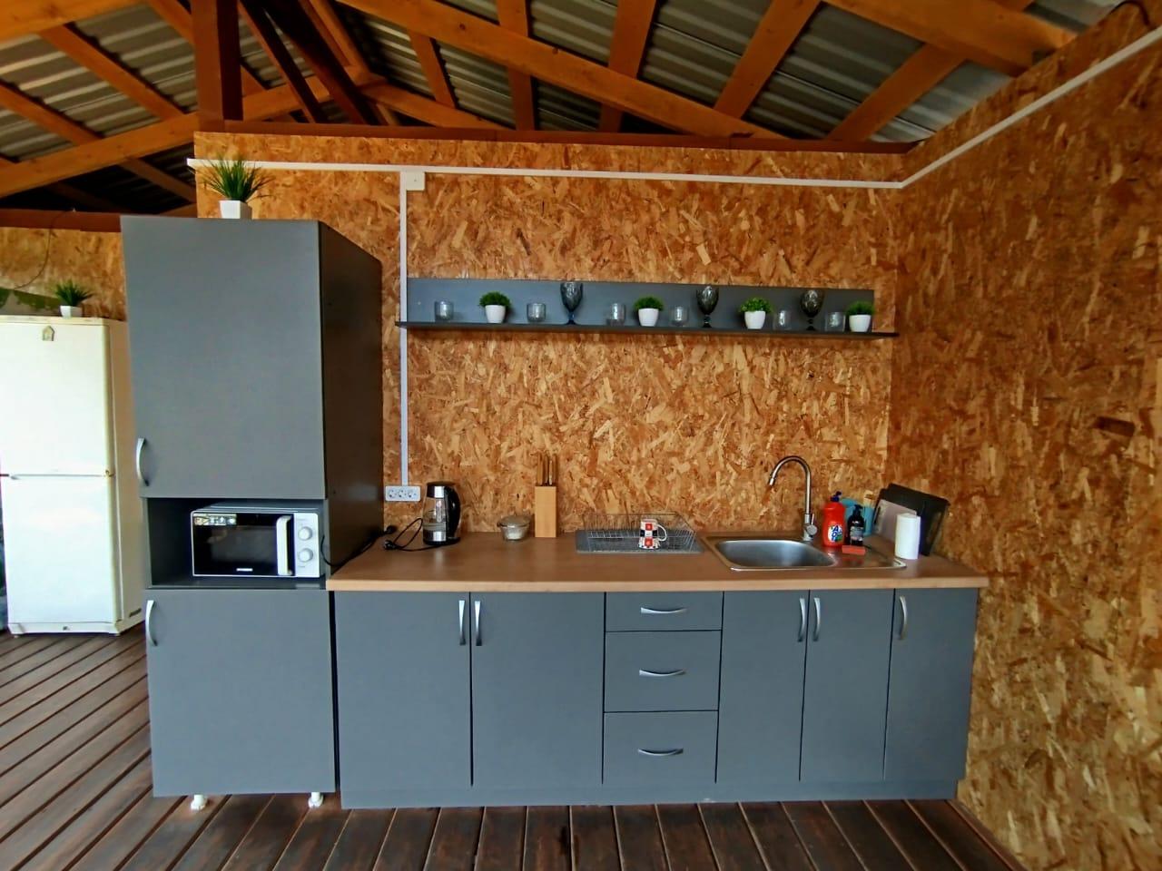 Летняя беседка-кухня