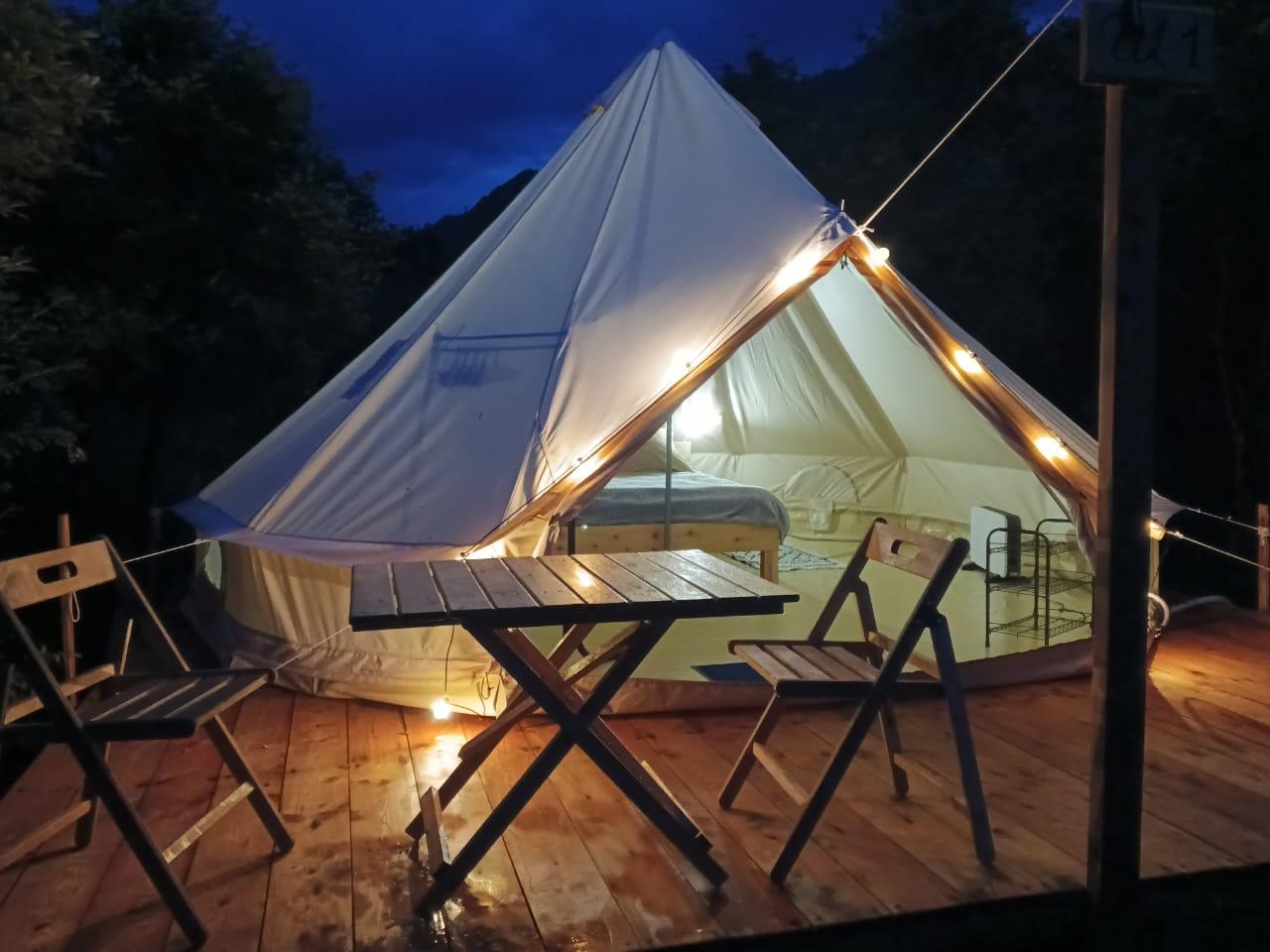 Шатер ночью