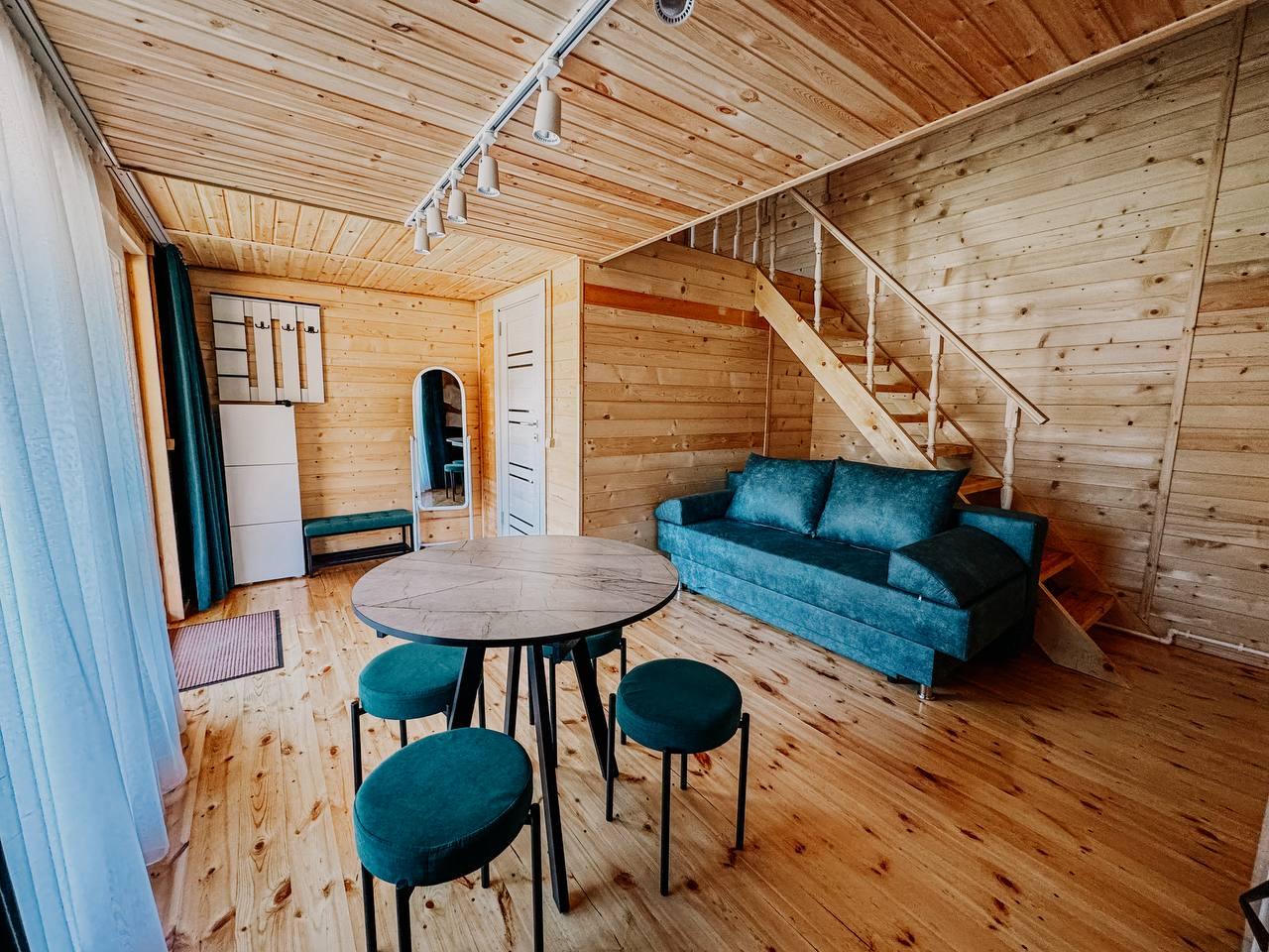 Апартаменты двухуровневые 4-местные