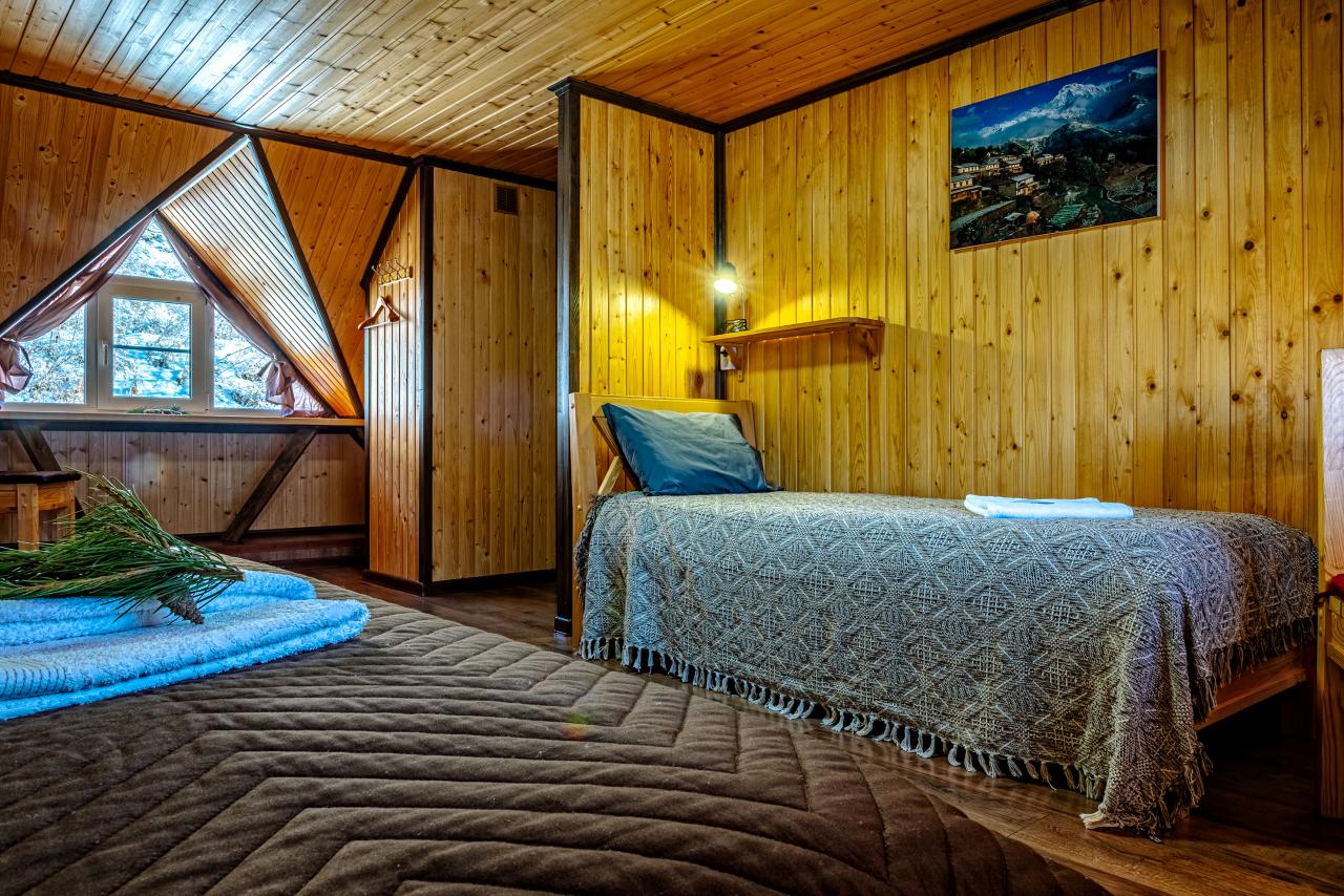 Дом №1 Комната 2 трехместная