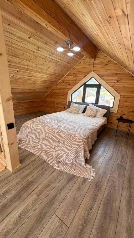 Коттедж двухэтажный 4-местный