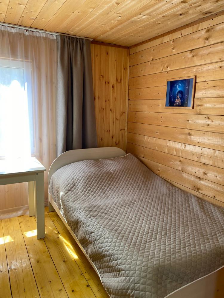 Дом №2 четырехместный с душем и туалетом