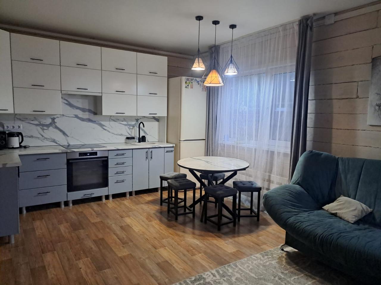 Частный дом, кухня