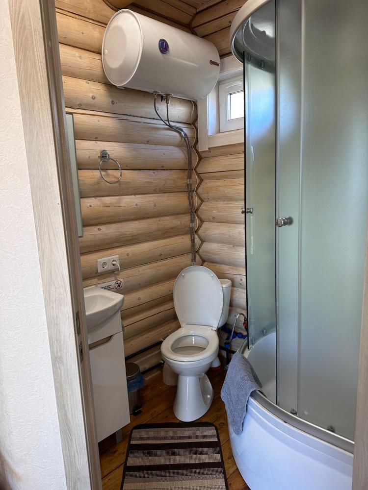 База "Байрам", санузел