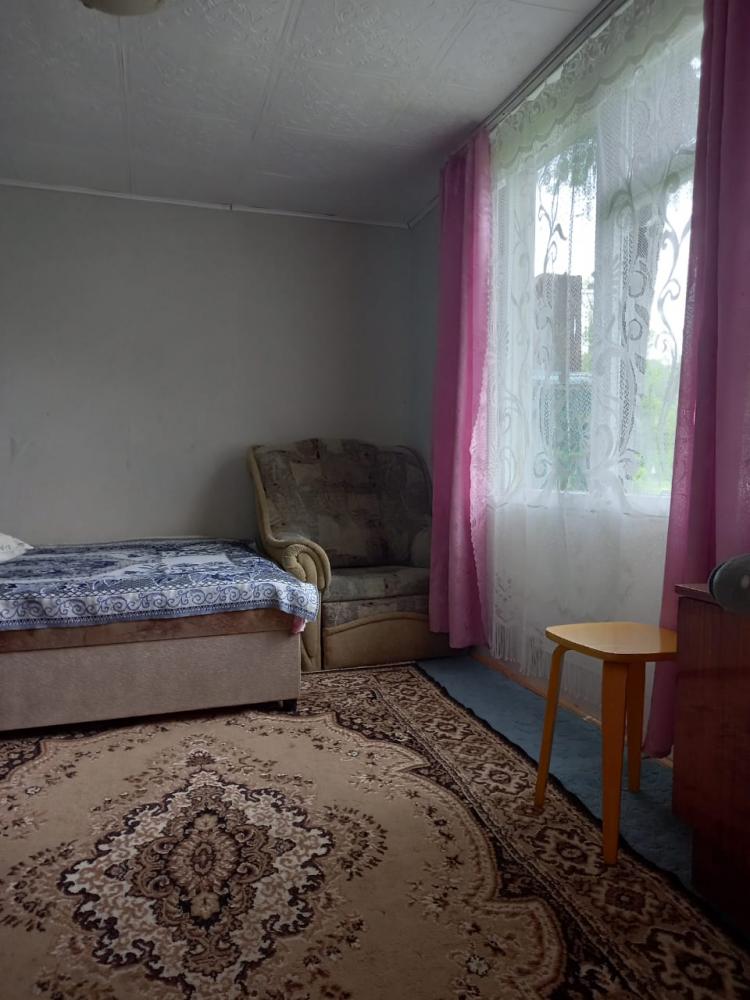 Дом двухкомнатный на 8 мест в селе Ая