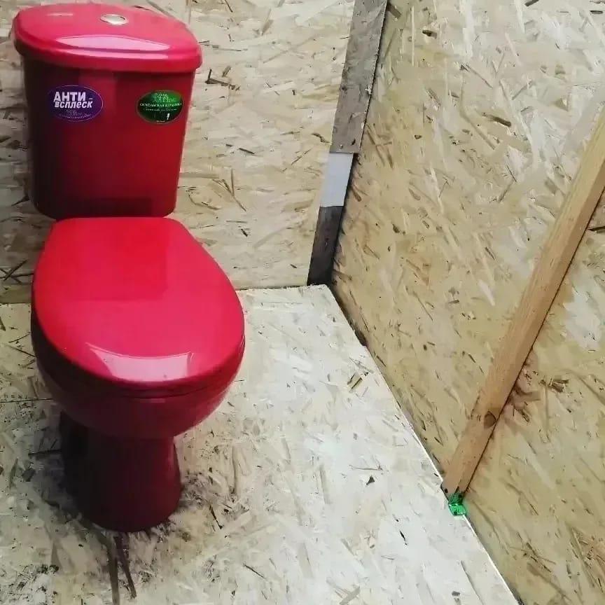 Благоустроенный уличный туалет