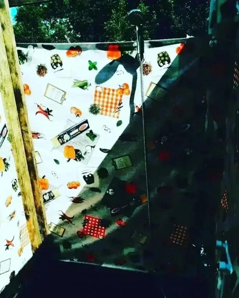 Уличный душ с водонагревателем