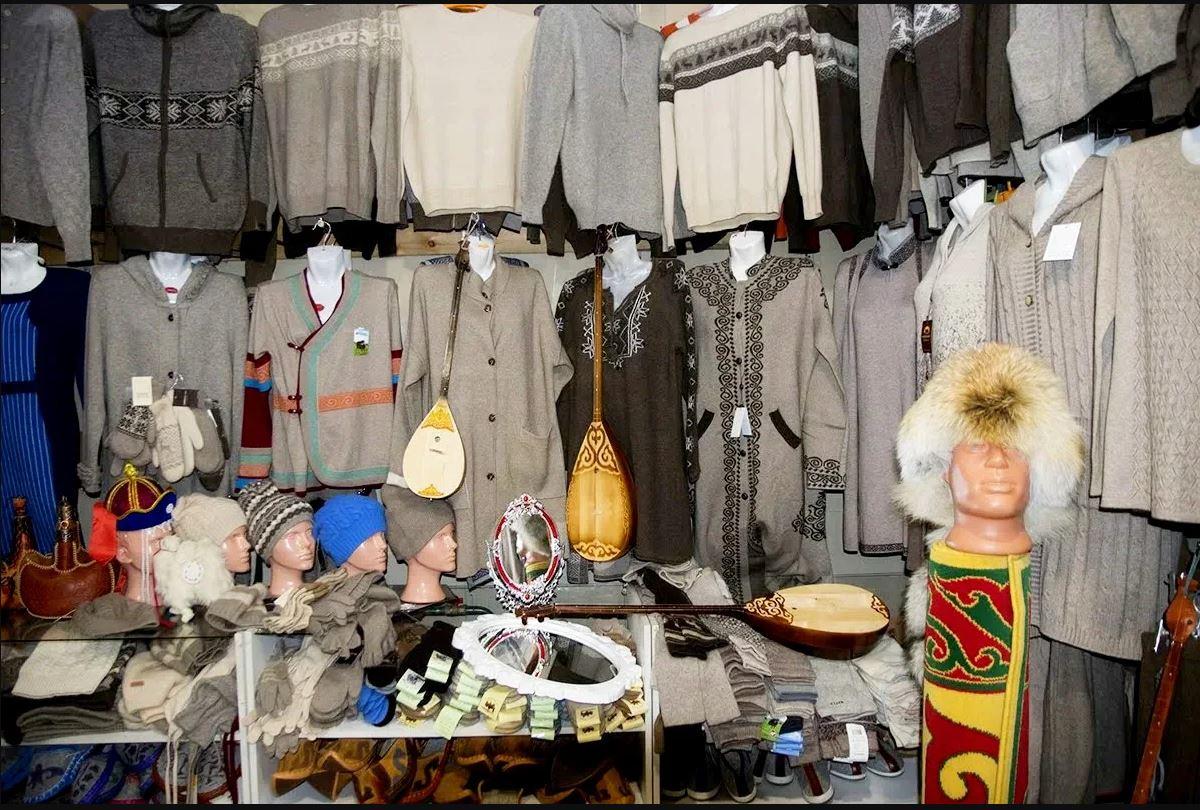 Монгольский рынок в Кош-Агаче в Республике Алтай