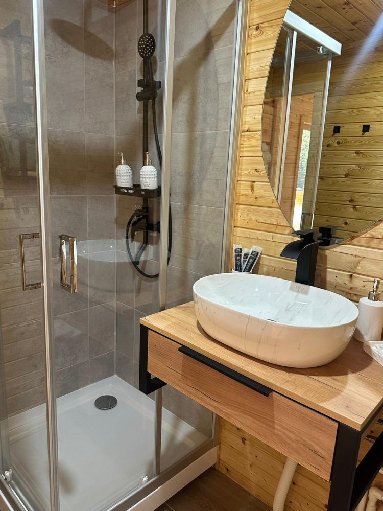 Акташ база отдыха "Ели&Мох" на Алтае