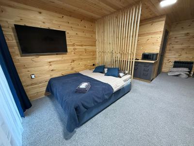 Домик Люкс 2-4-х местный