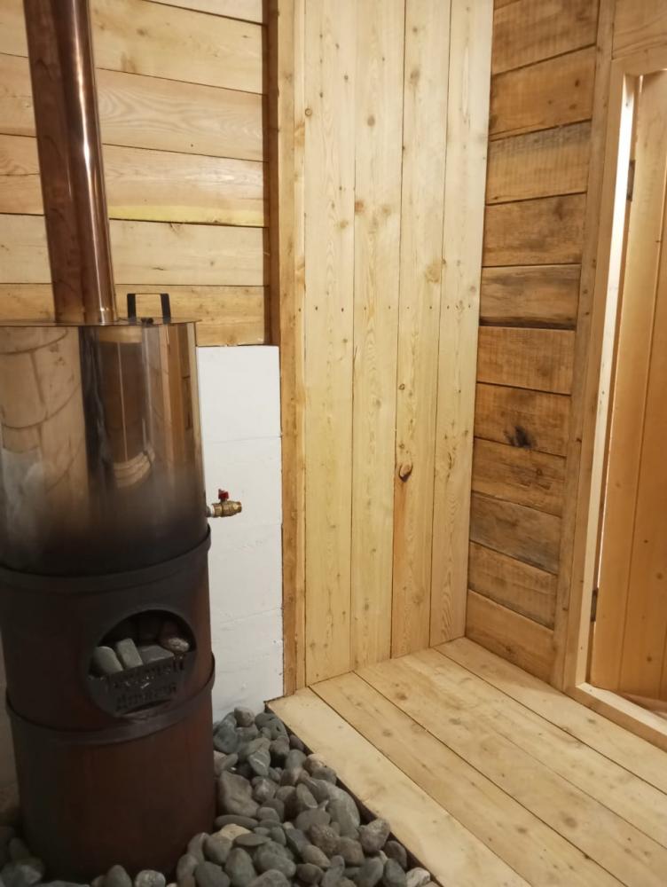 Баня в Джазаторе у реки