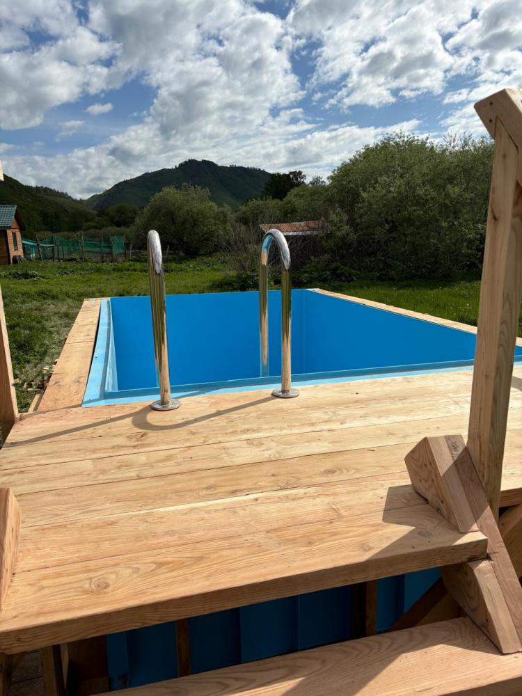 Мараловая ферма "Сибирь" на Алтае с бассейном