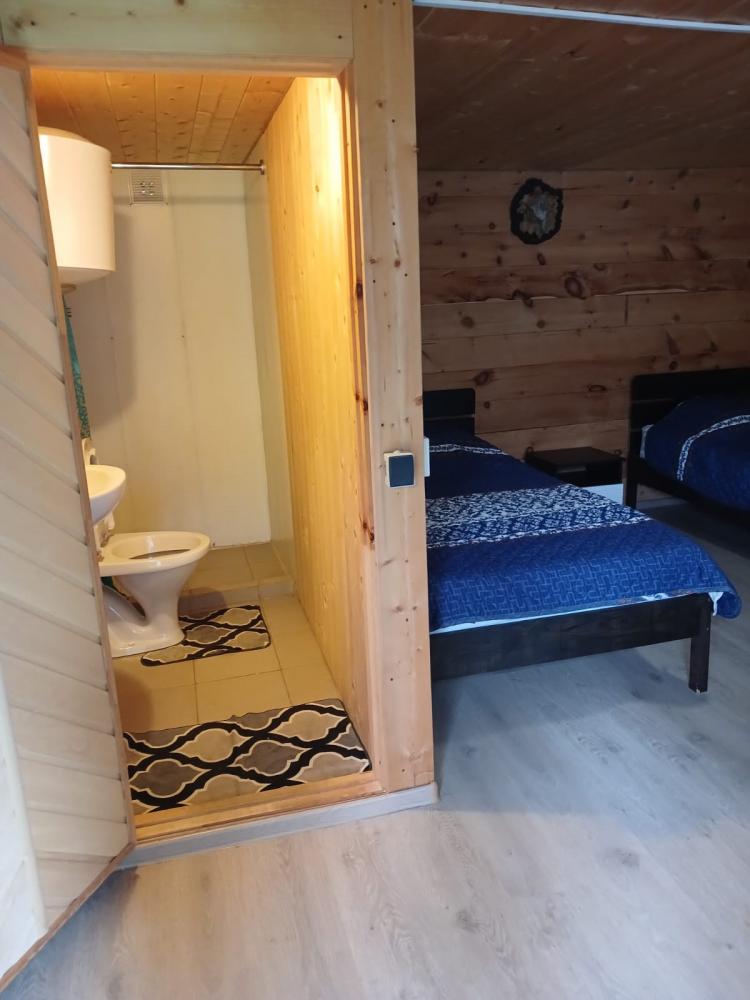 Номер трехместный благоустроенный