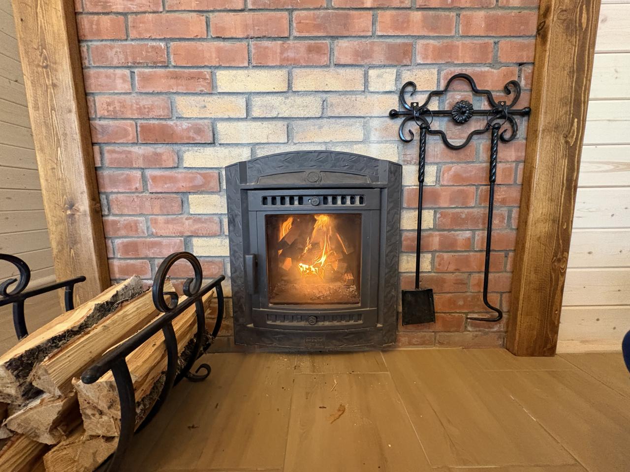 Баня на усадьбе Менжелик