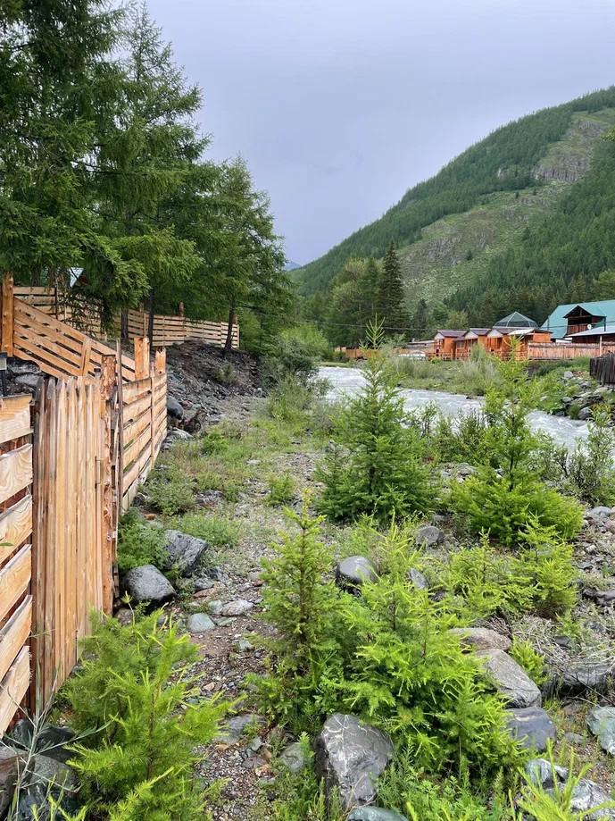 Гостевой дом "Сила Гор" в Горном Алтае у реки