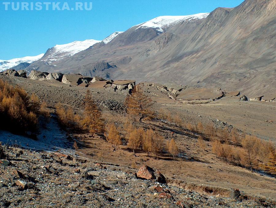 Рядом со старым Бельтиром в 2003 г. сразу после землетрясения